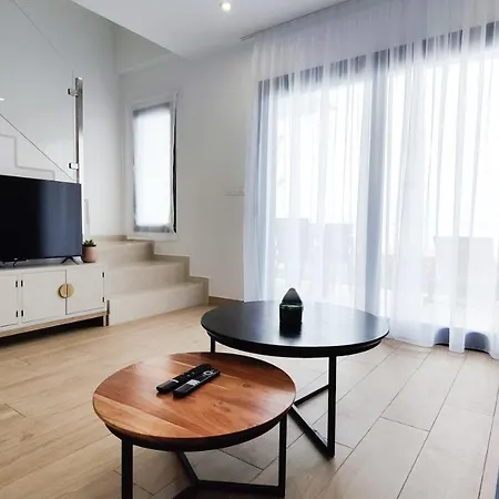 Panoramic Design 菲内斯特拉特